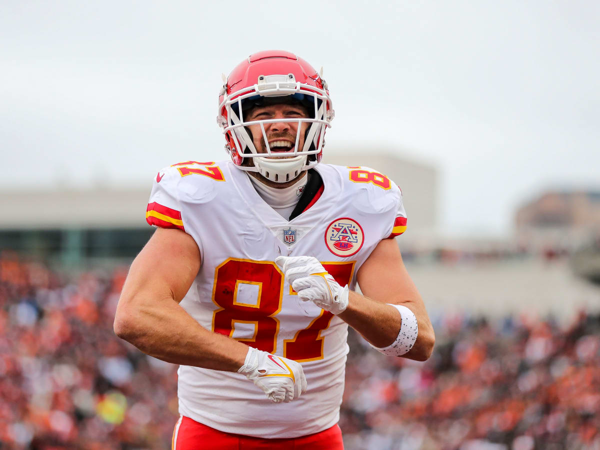 Top 7 Tight Ends Heading Into 2023 NFL Season